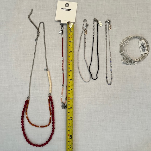 Lot of American Eagle AERIE Necklaces and Bangles - Picture 3 of 3